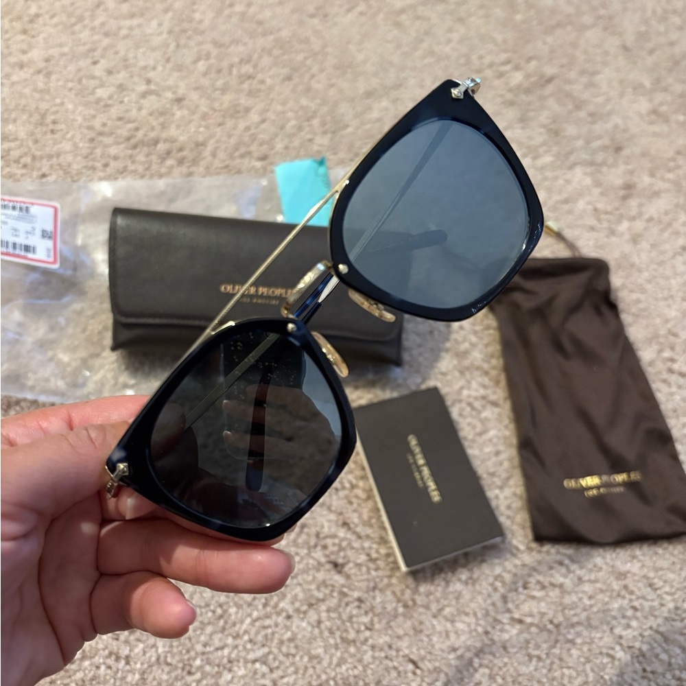Oliver Peoples Dacette